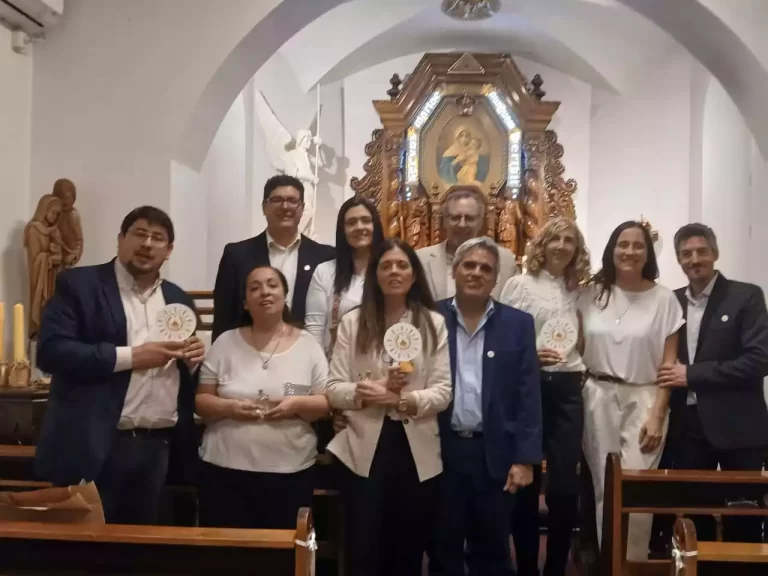 Consagración Perpetua del Curso 38 «Hogar de luz y alegría»